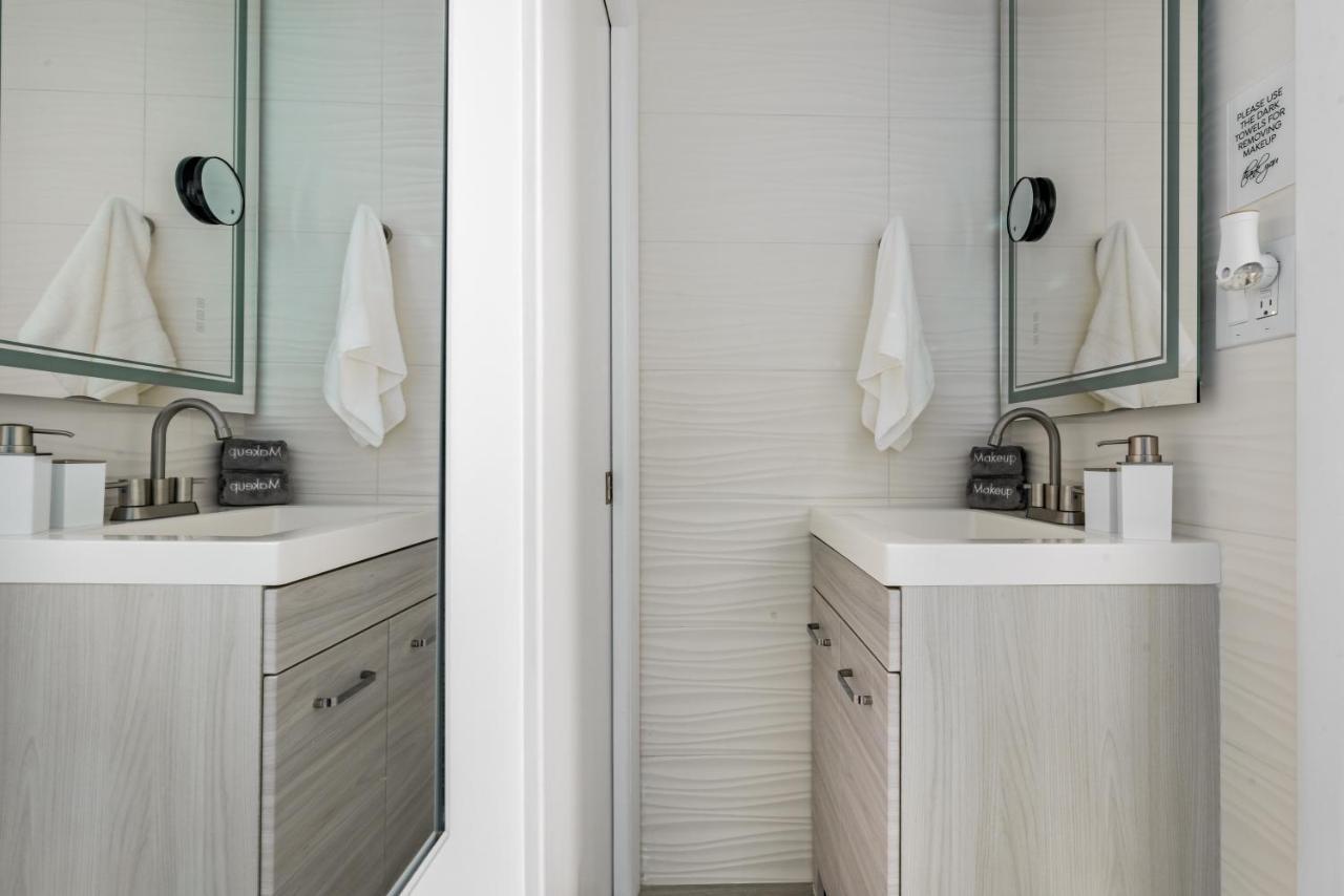 Newly Renovated Oceanfront Studio W/ Balcony - Daytona Beach Διαμέρισμα Εξωτερικό φωτογραφία
